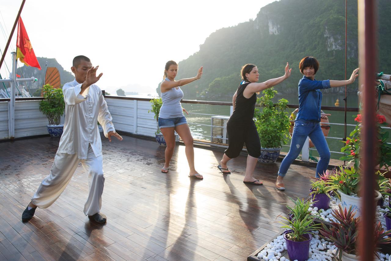 Hotel Garden Bay Legend Cruise Ha Long Exterior foto