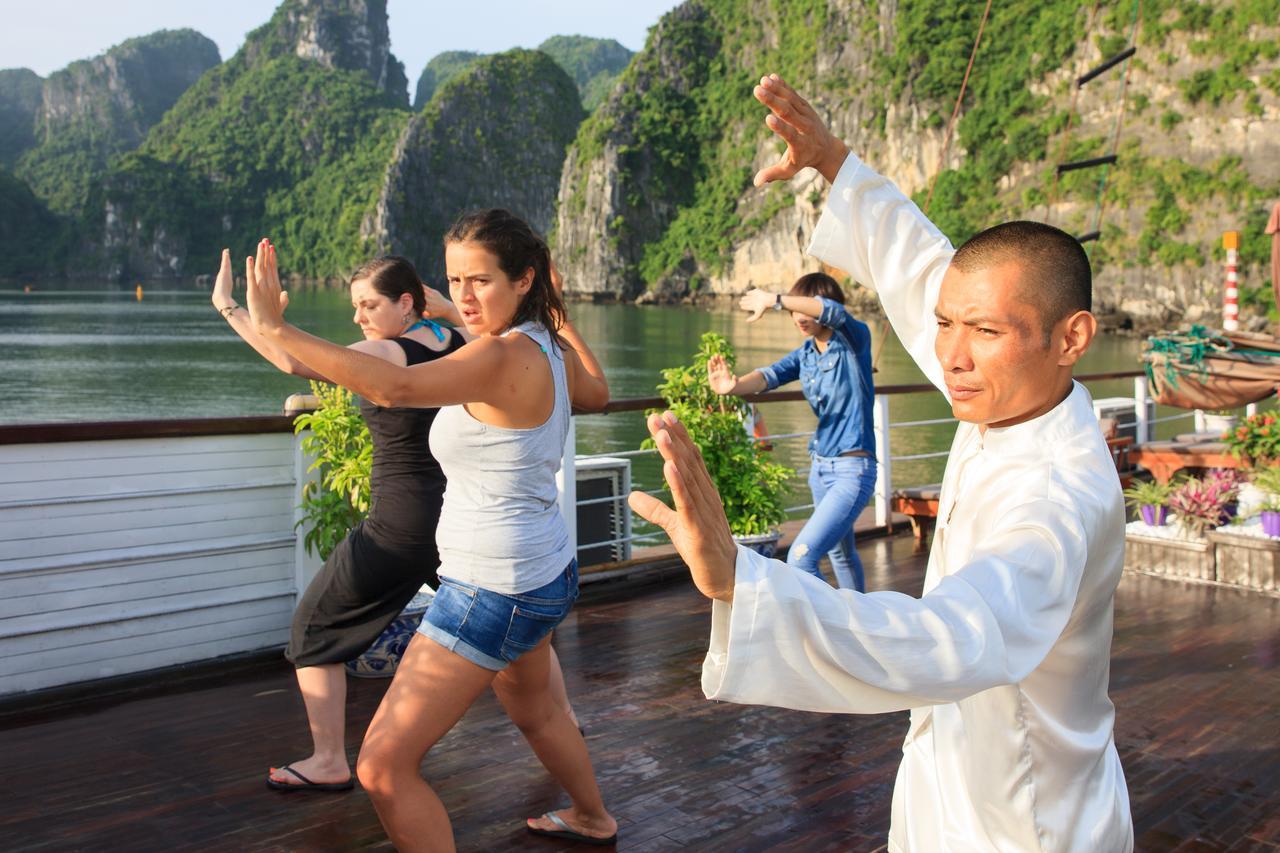 Hotel Garden Bay Legend Cruise Ha Long Exterior foto