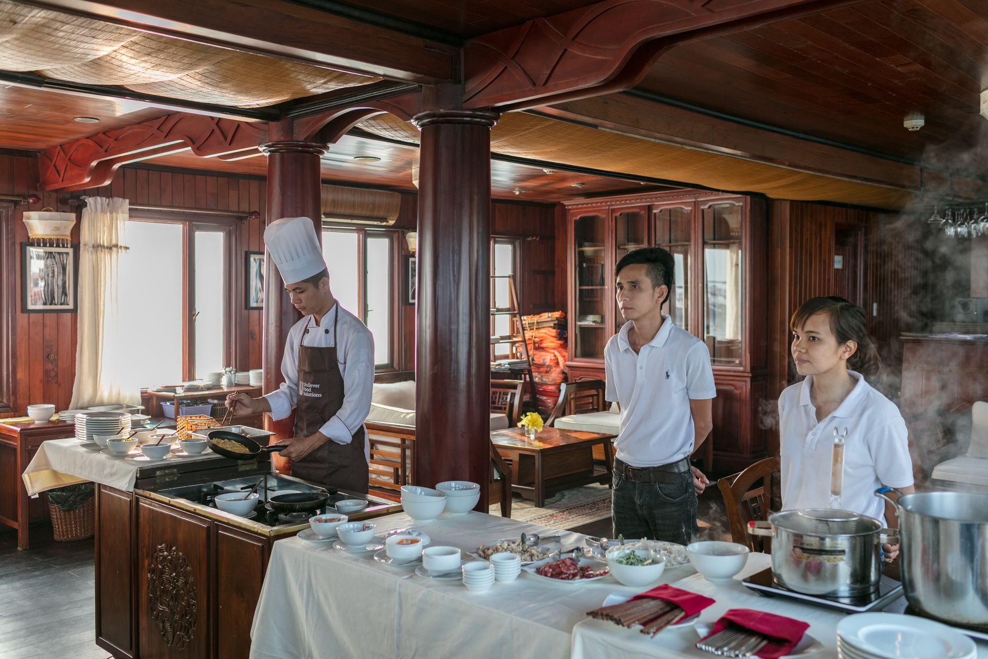 Hotel Garden Bay Legend Cruise Ha Long Exterior foto