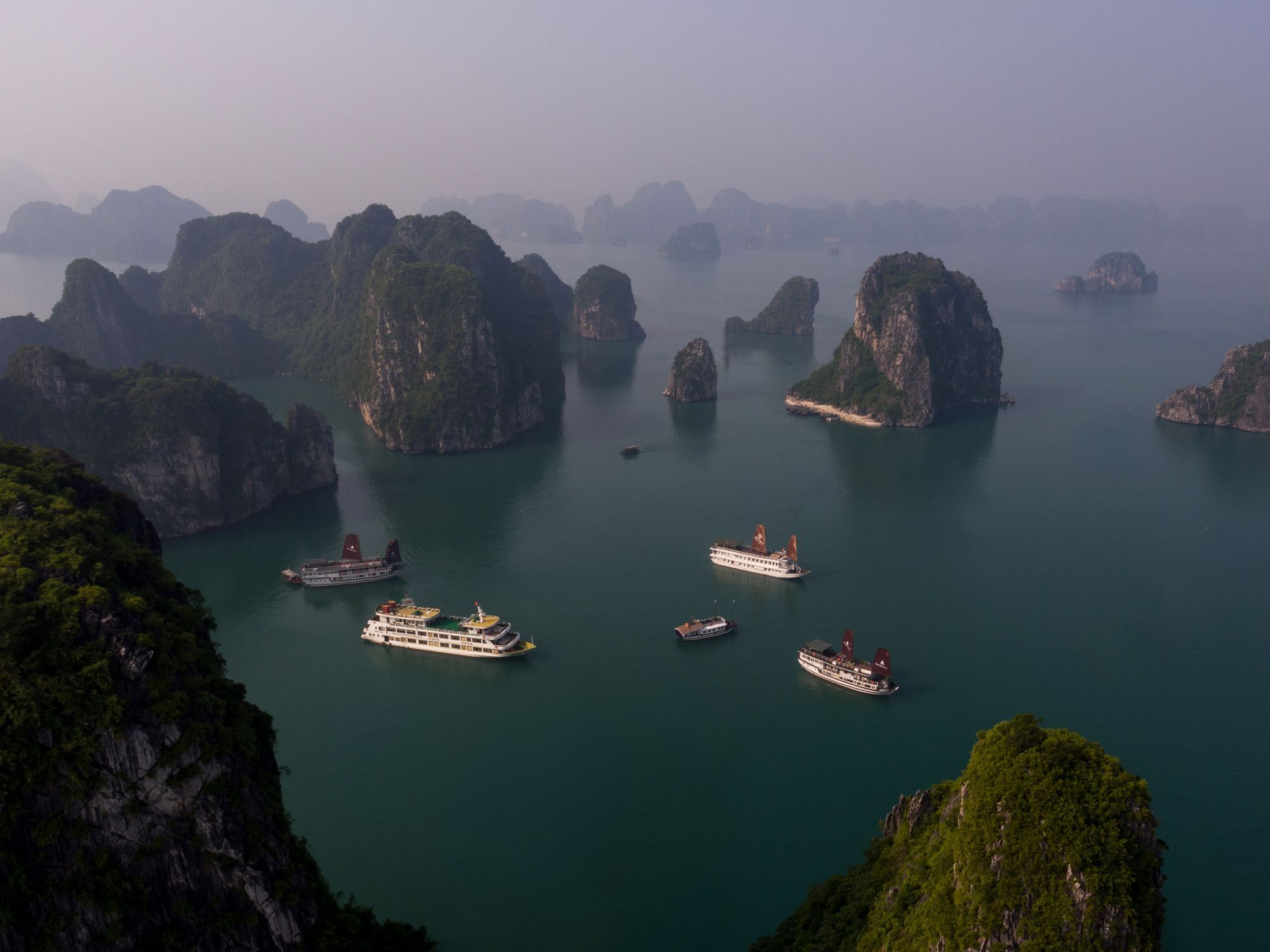 Hotel Garden Bay Legend Cruise Ha Long Exterior foto